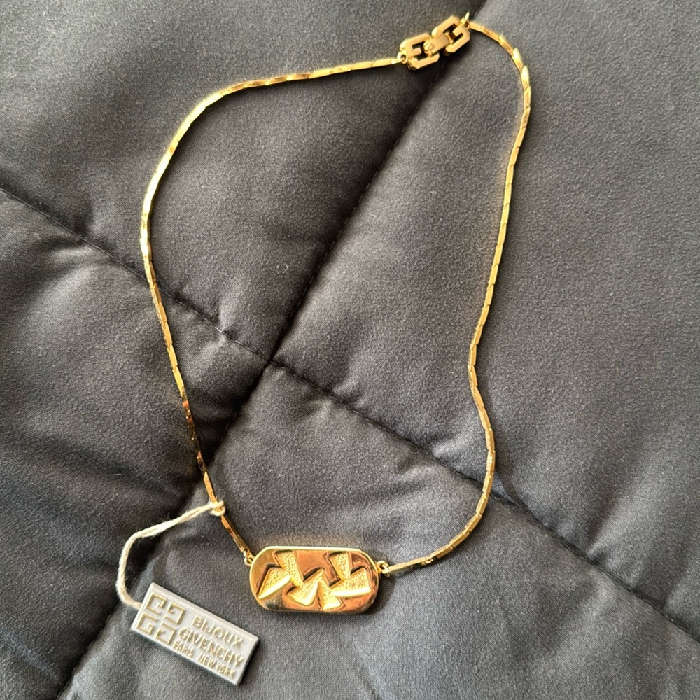 Givenchy Gold plated necklace